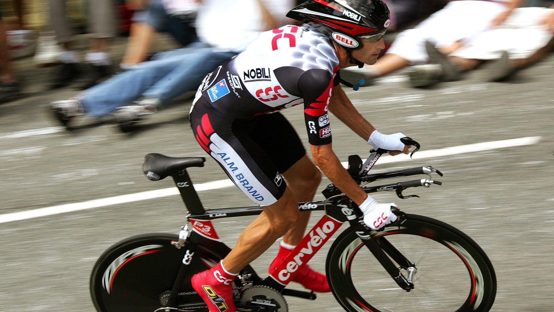 欧足联裁决在即 浩克转会风波牵动土超与中超格局