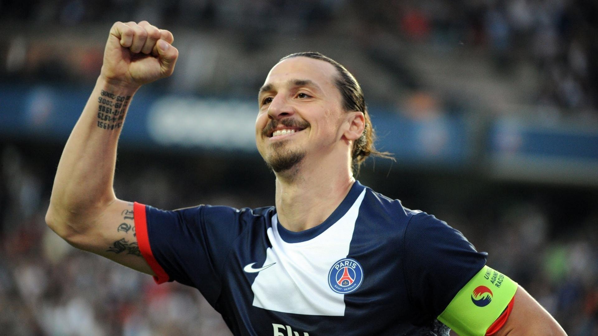 泰山队史首位外援巴力斯塔深情追忆，邓乐军的足球风格，宛如巴西舞者